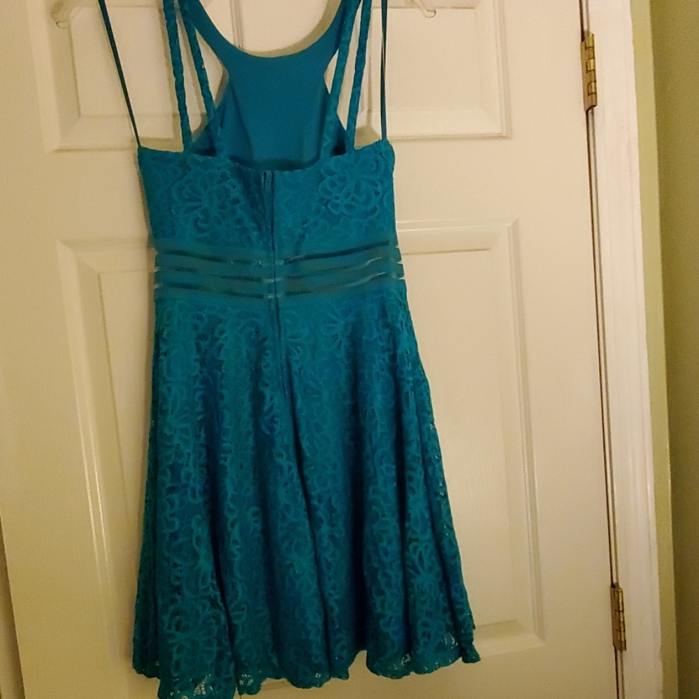 Dress - Picture 2 of 3